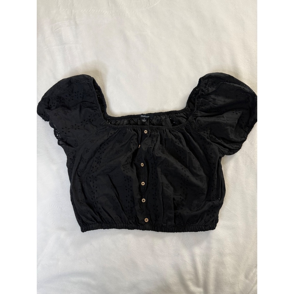 Ambiance Apparel Black Eyelet Button Down Puff Sleeve Crop Top 71783 Small